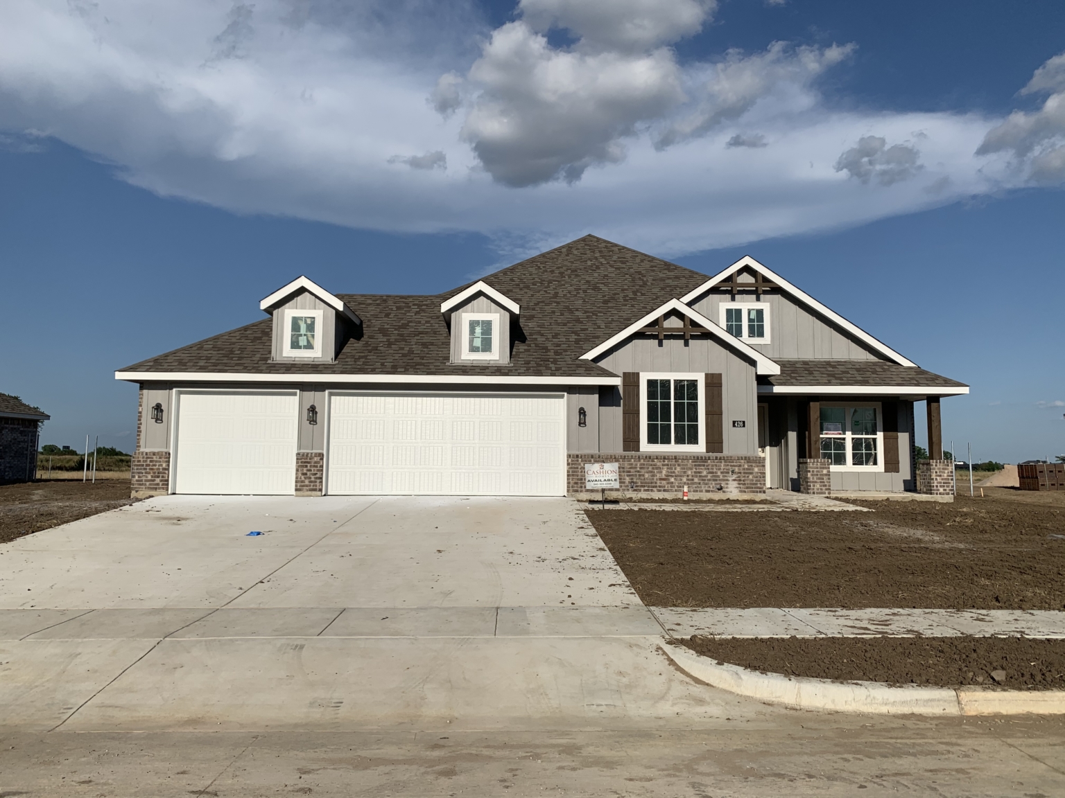 Valor 3 Car Garageby Cashion Homes Cashion Homes